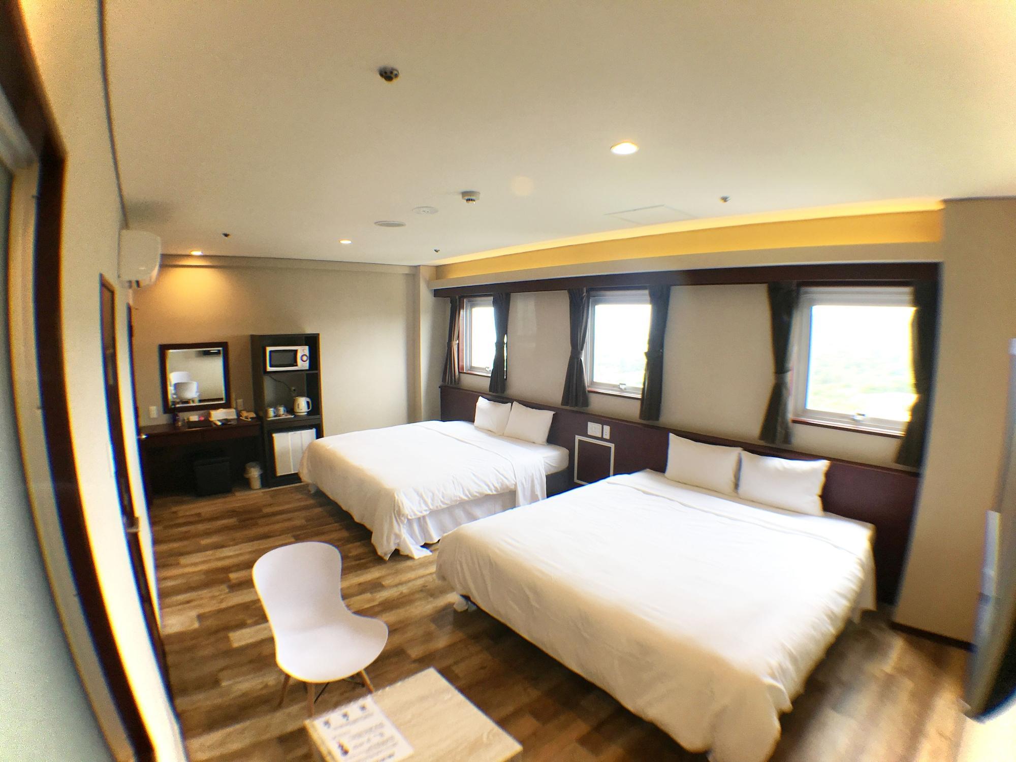 Rycom Crystal Hotel Окинава Экстерьер фото